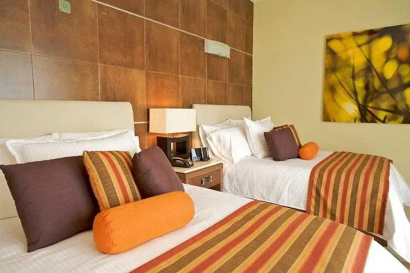 Hotel Krystal Urban Cancun & Beach Club